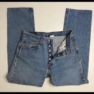 Vintage Levi’s 501 Button Fly High Rise Jeans 27